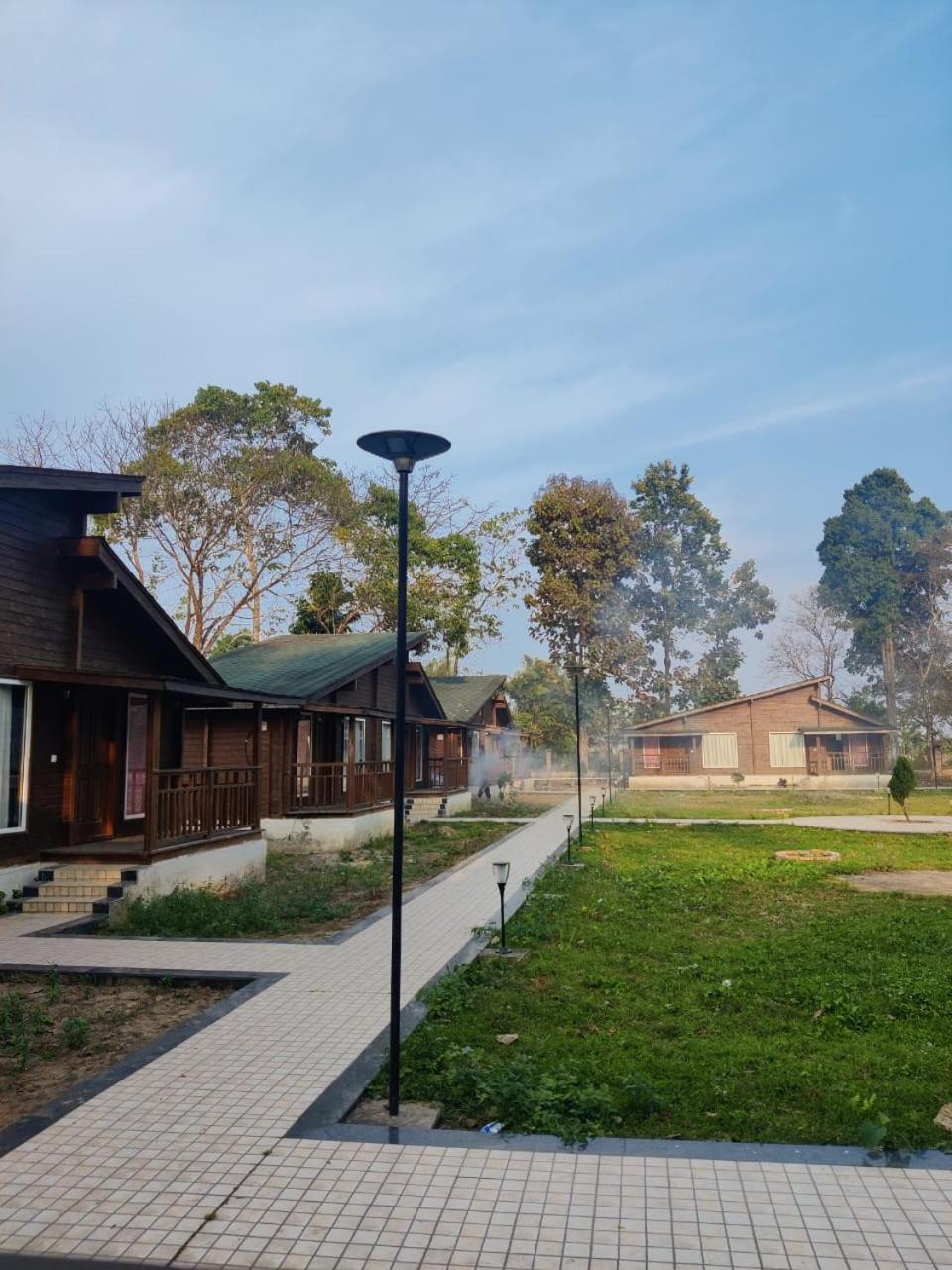 Jironi Resort Tezpur 外观 照片