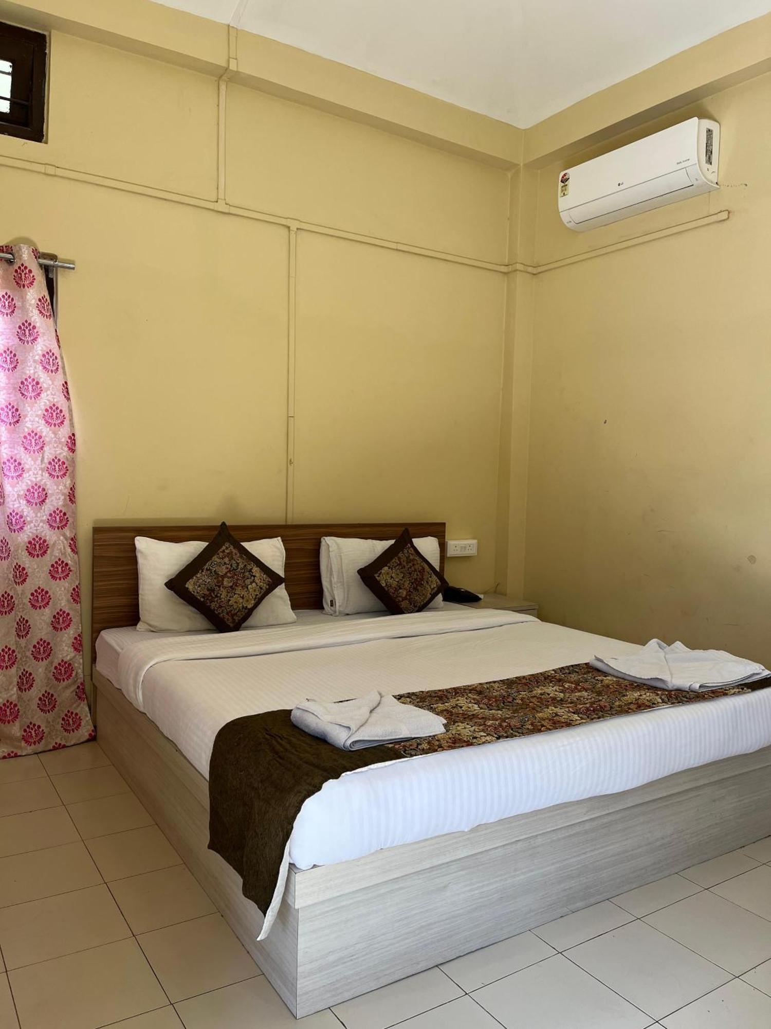 Jironi Resort Tezpur 外观 照片