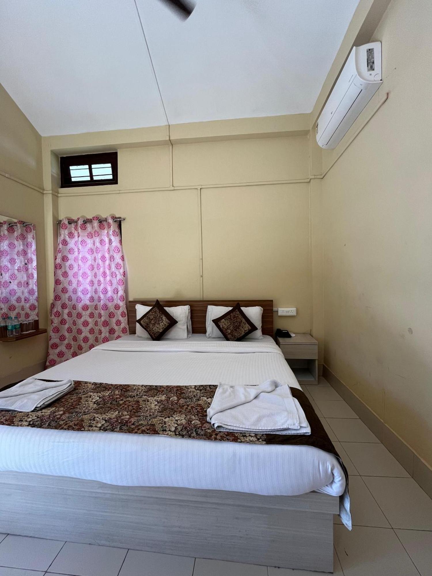 Jironi Resort Tezpur 外观 照片